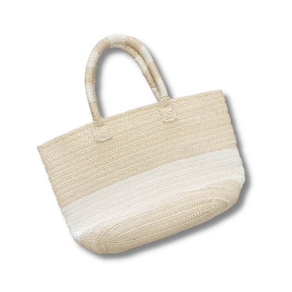Altru Handbags - Altru Straw Tote Bag
